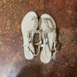 Pearl beaded flat sandals